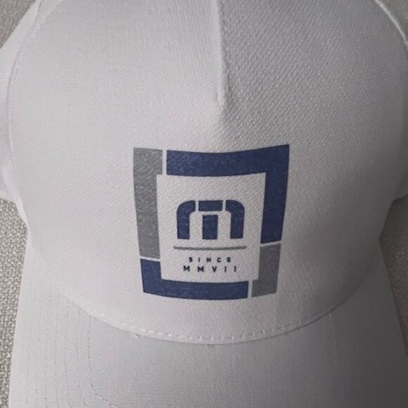 NWOT Travis Mathew Snapback Hat - Picture 2 of 5